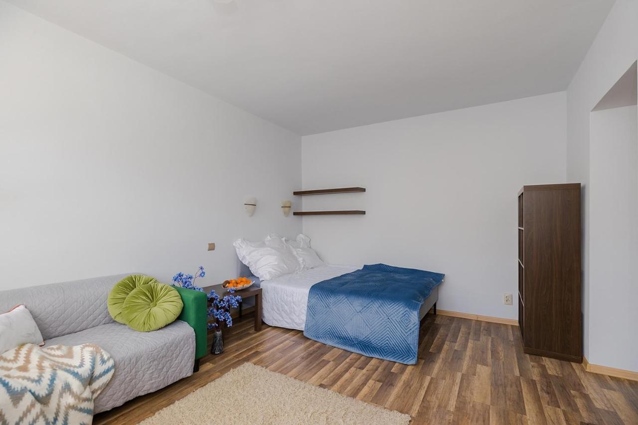 Stay With Friends In Warschau Exterior foto